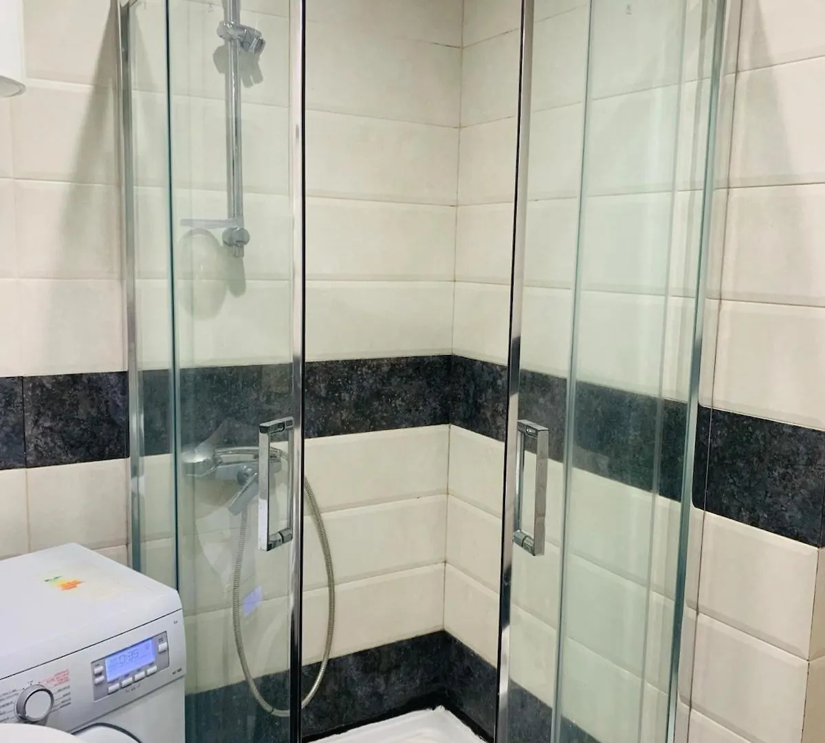 Orbi Sea Towers 4-06 Apartment Batumi